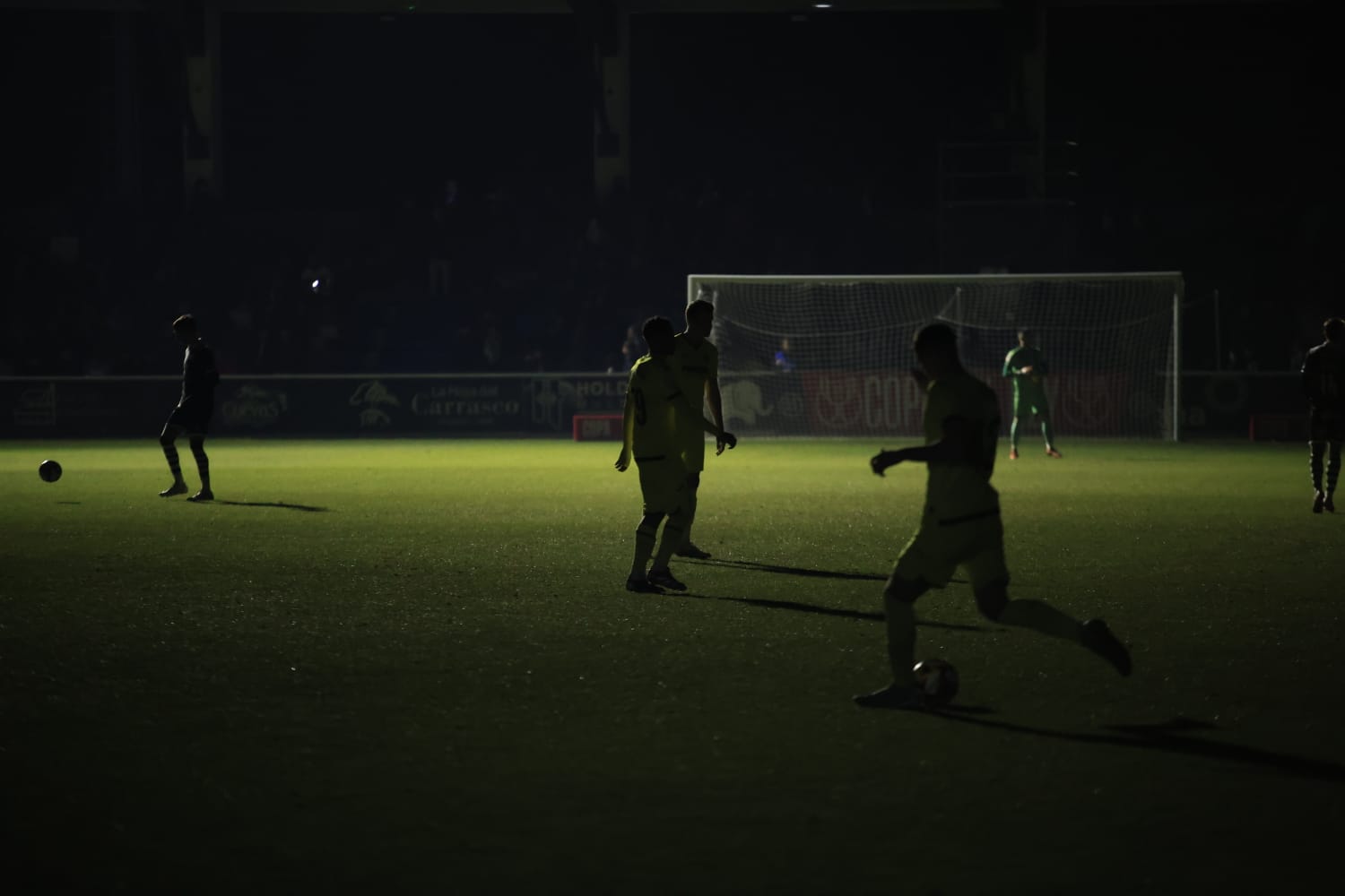 Las imágenes del aplazado Unionistas-Villarreal de la Copa del Rey por un apagón