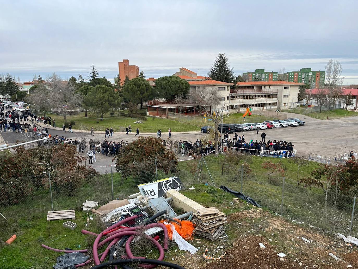 Carreras y una inmensa cola para el segundo capítulo del Unionistas-Villarreal