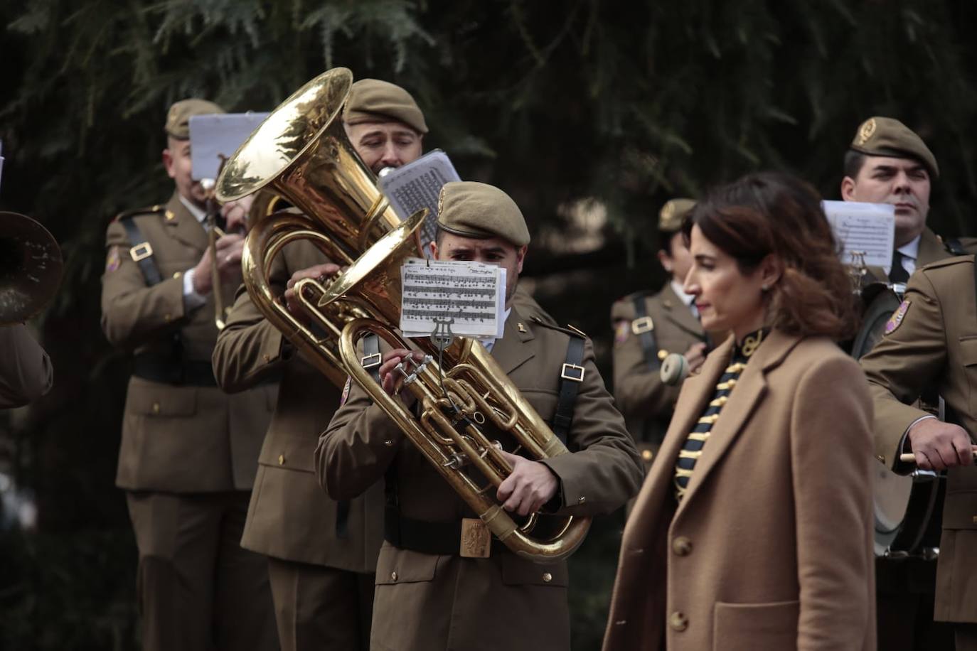 Salamanca regala a la Policía Nacional un solemne izado de bandera por sus 200 años