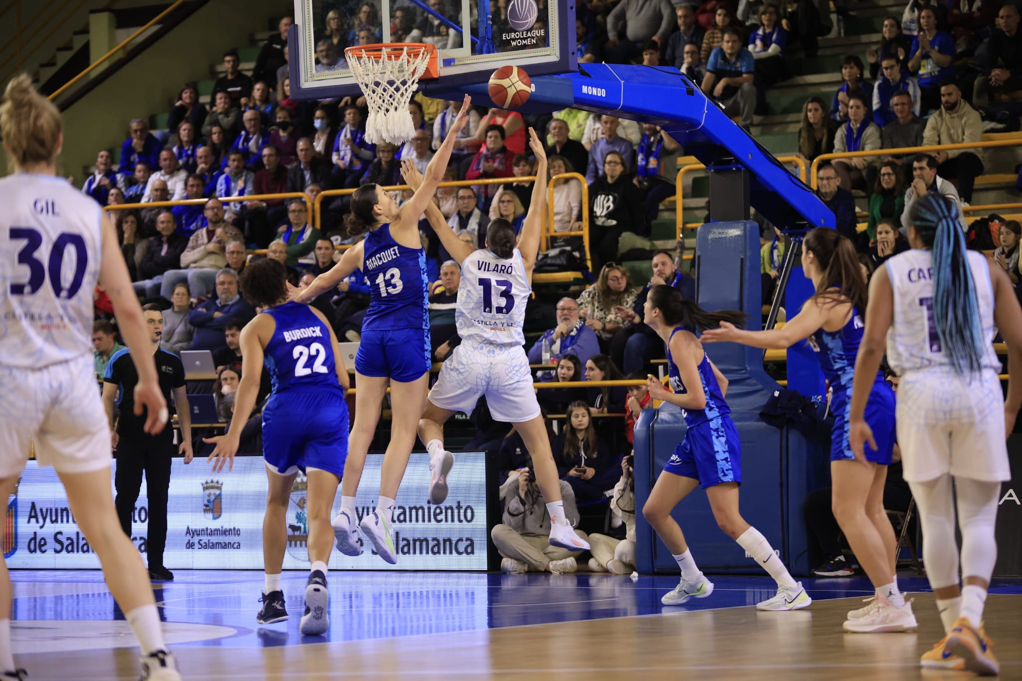 Avenida gana a Landes y sigue vivo en Europa