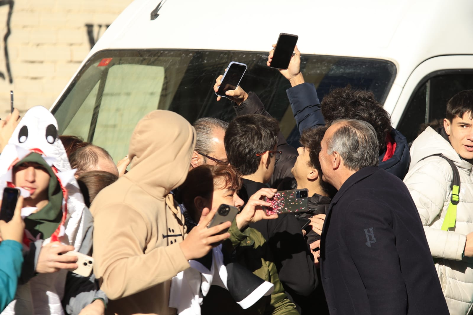Locura ante la llegada del FC Barcelona en Salamanca