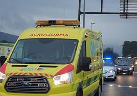 Una ambulancia de imagen de archivo