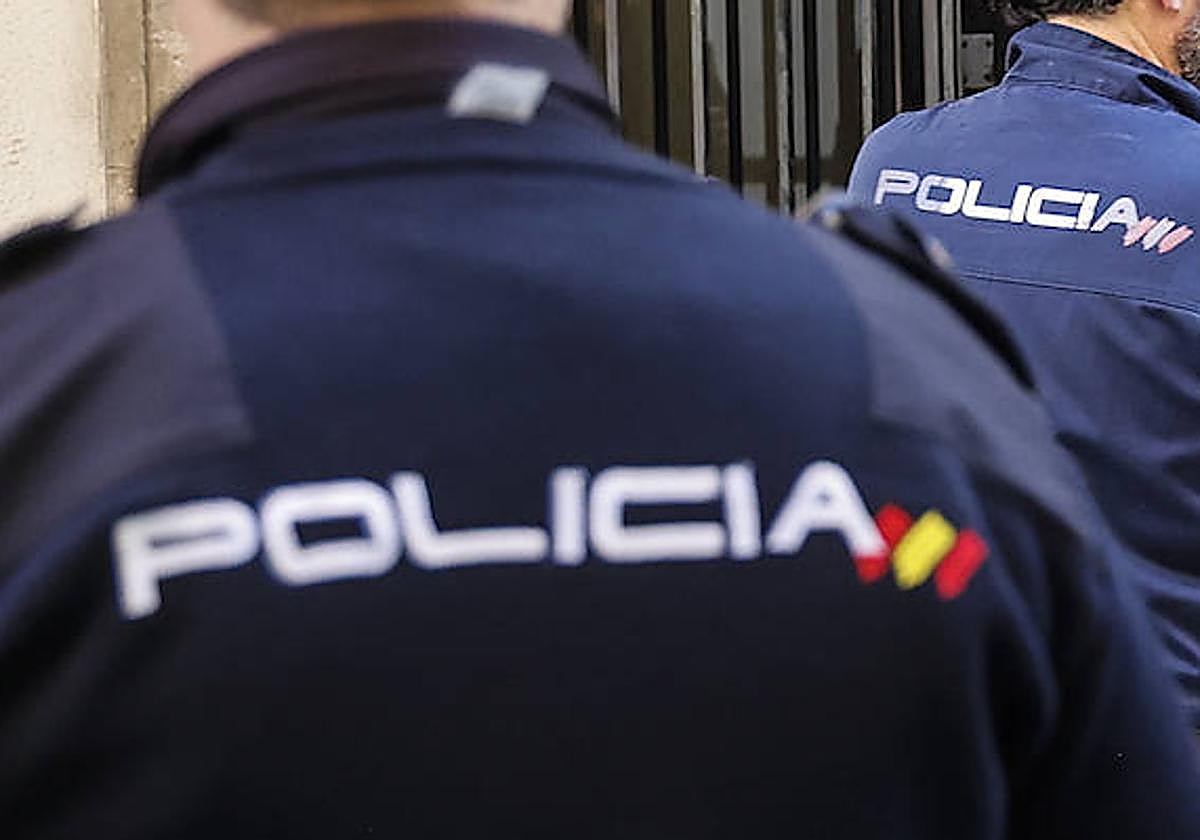 Agentes de la Policía Nacional
