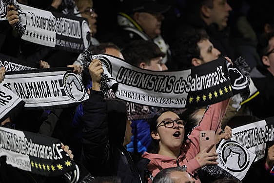 Foto de la archivo de la afición de Unionistas de Salamanca durante un partido