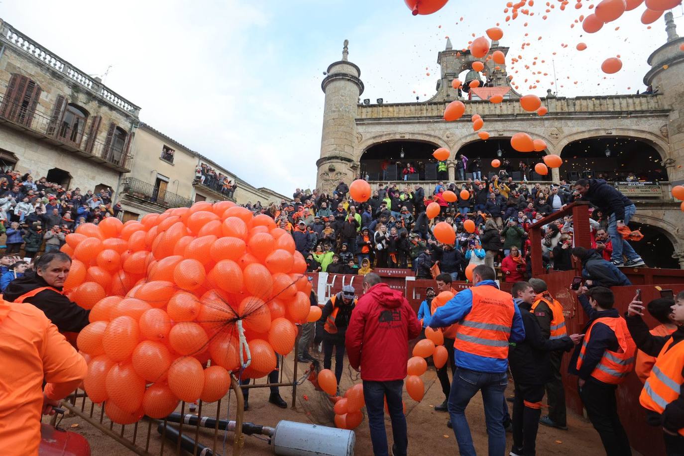 El campanazo del Carnaval del Toro 2024, en imágenes