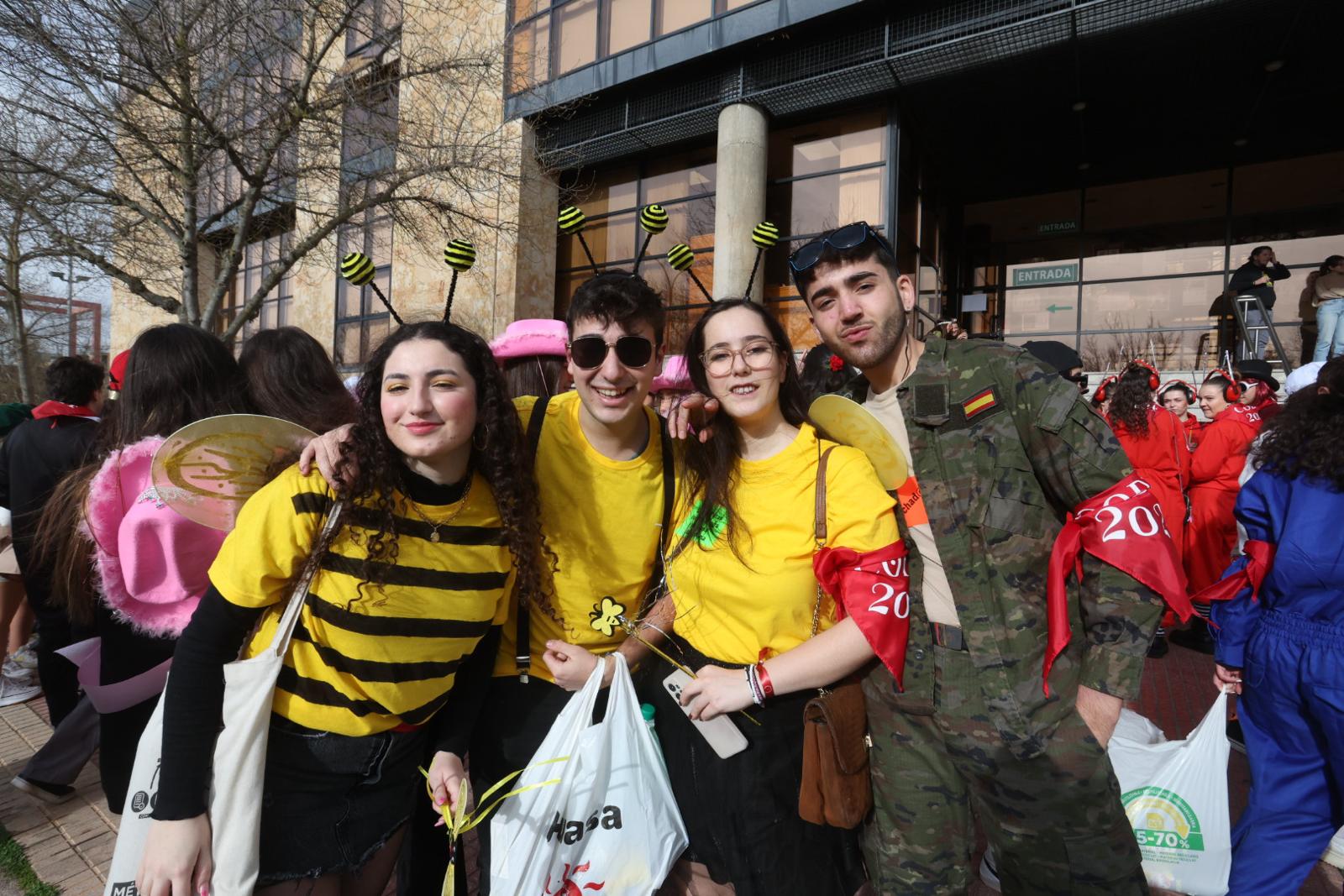 Derecho disfruta de una multitudinaria procesión del Codex