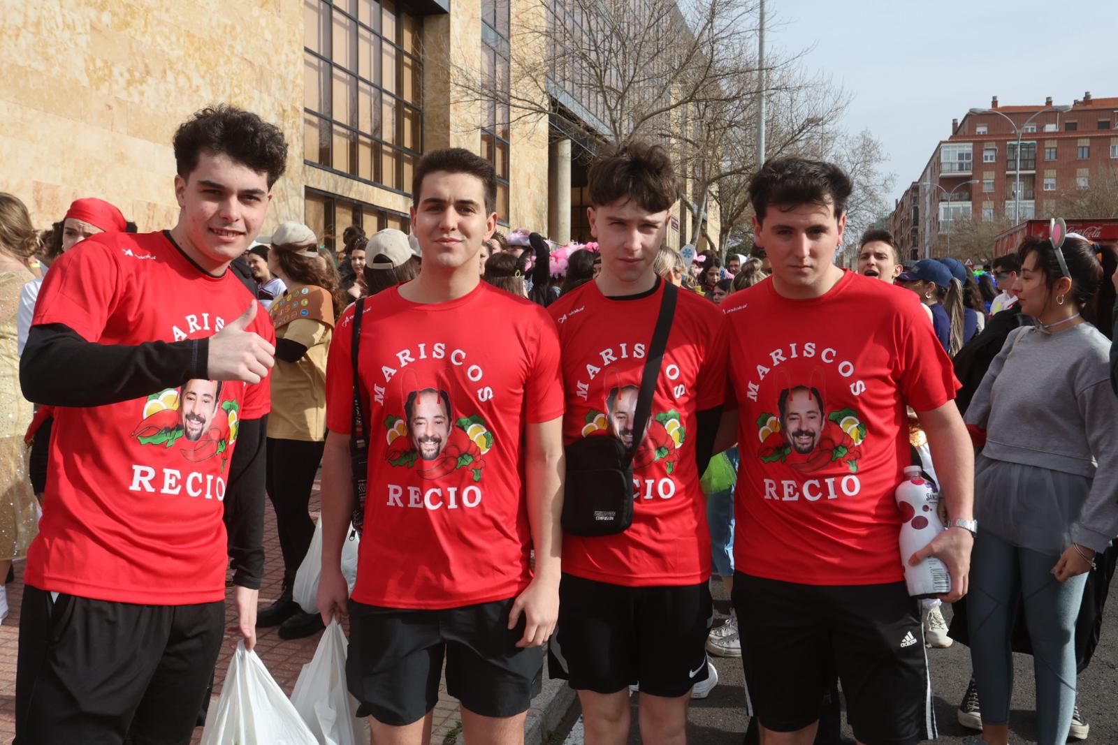 Derecho disfruta de una multitudinaria procesión del Codex