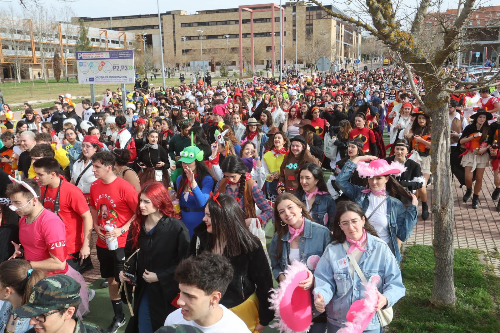 Derecho disfruta de una multitudinaria procesión del Codex