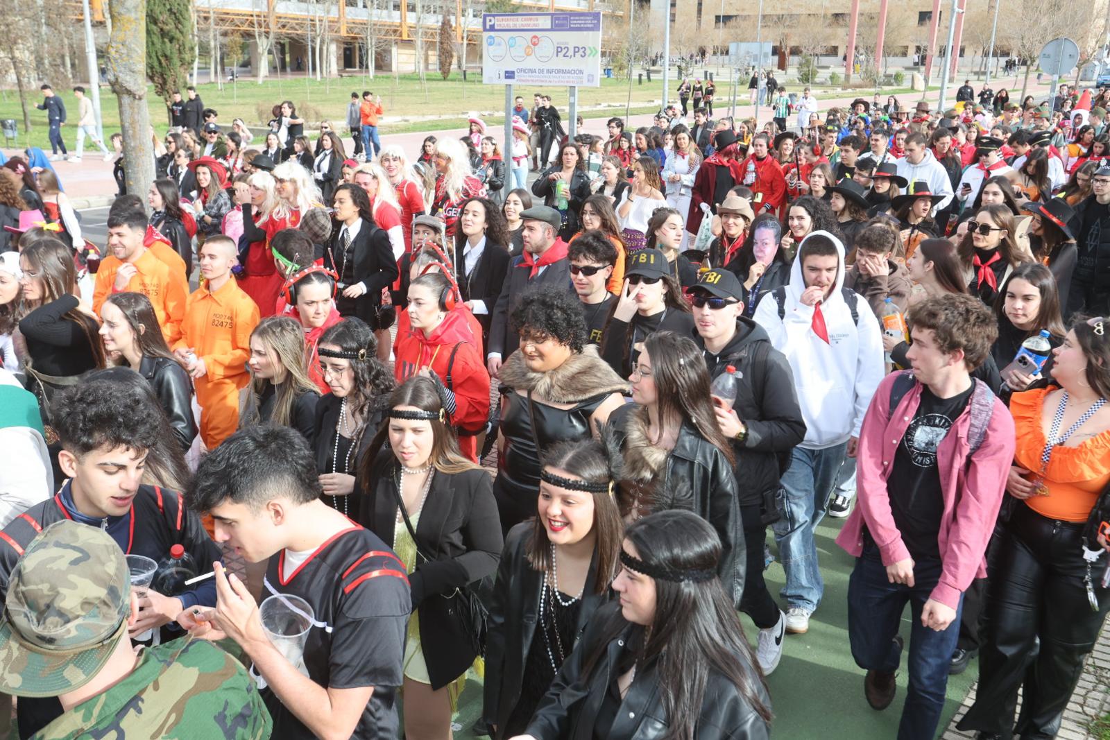 Derecho disfruta de una multitudinaria procesión del Codex