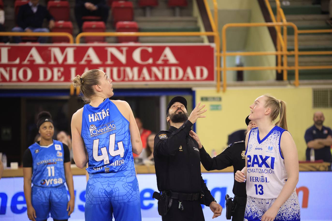 El partido entre el Avenida y el Ferrol en imágenes