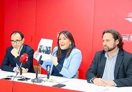 Ana Sánchez, junto a David Serrada y Antonio Cámara.
