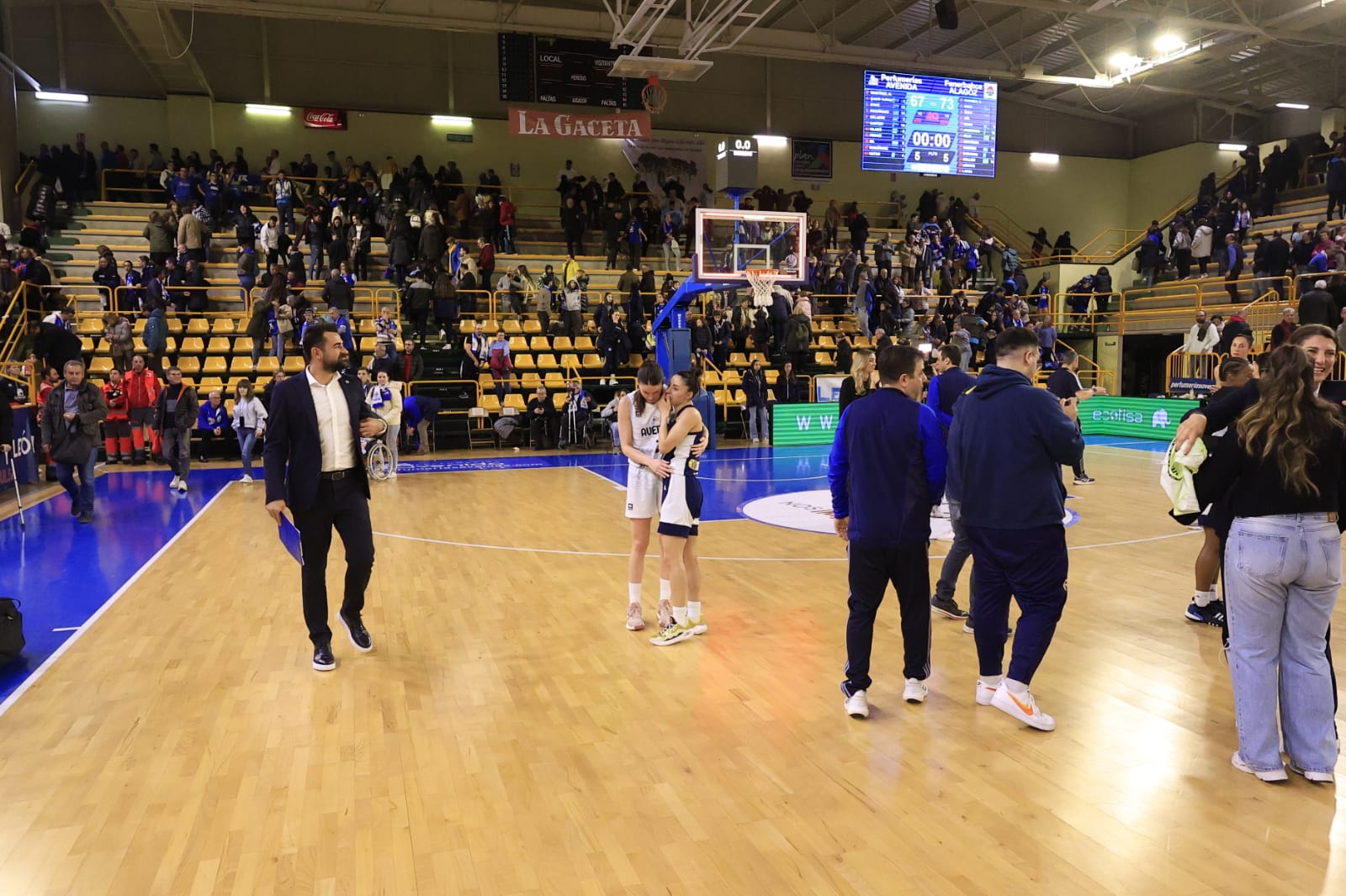 Un soberbio Würzburg brilla en la noche europea