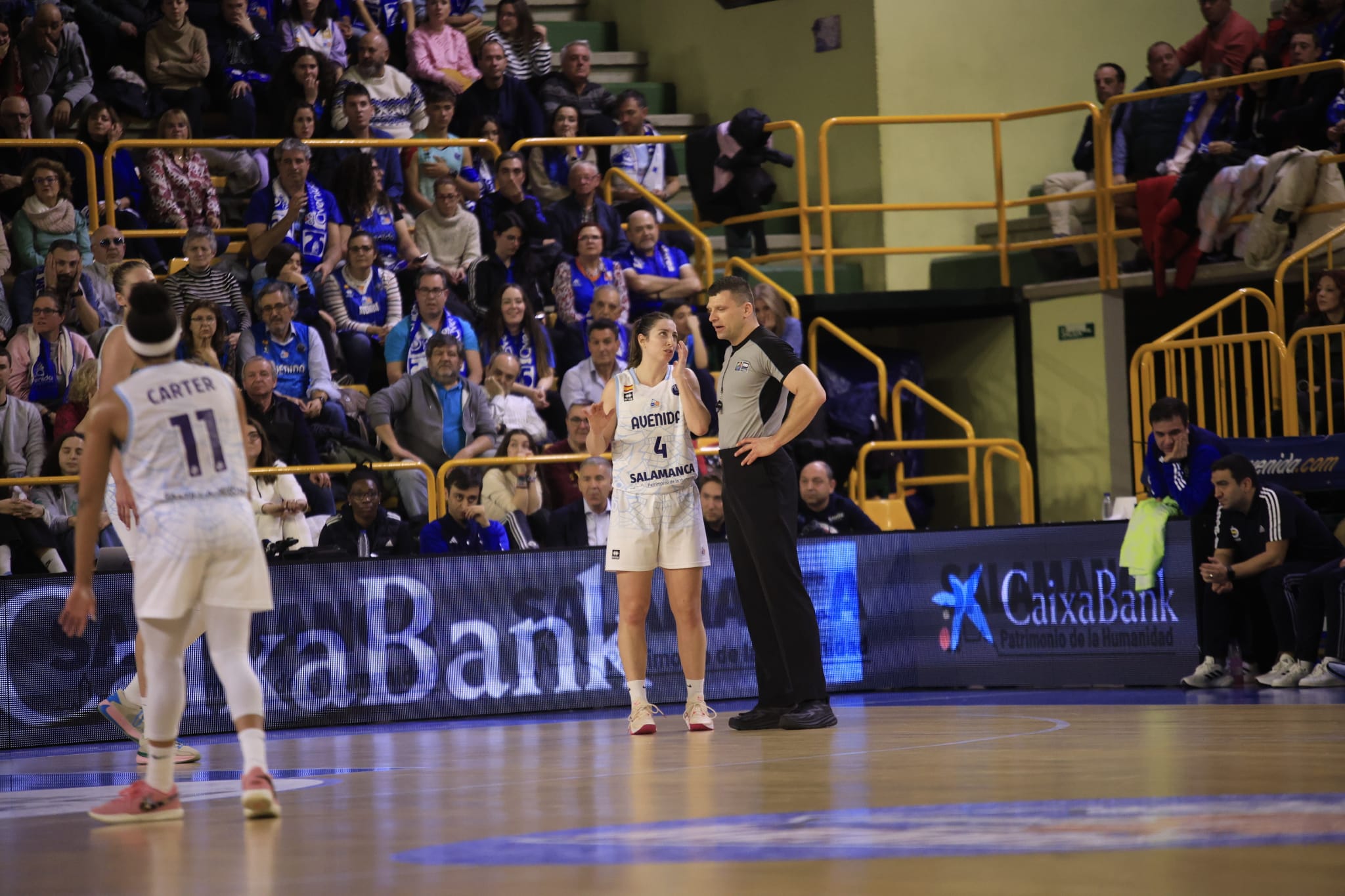 Un soberbio Würzburg brilla en la noche europea