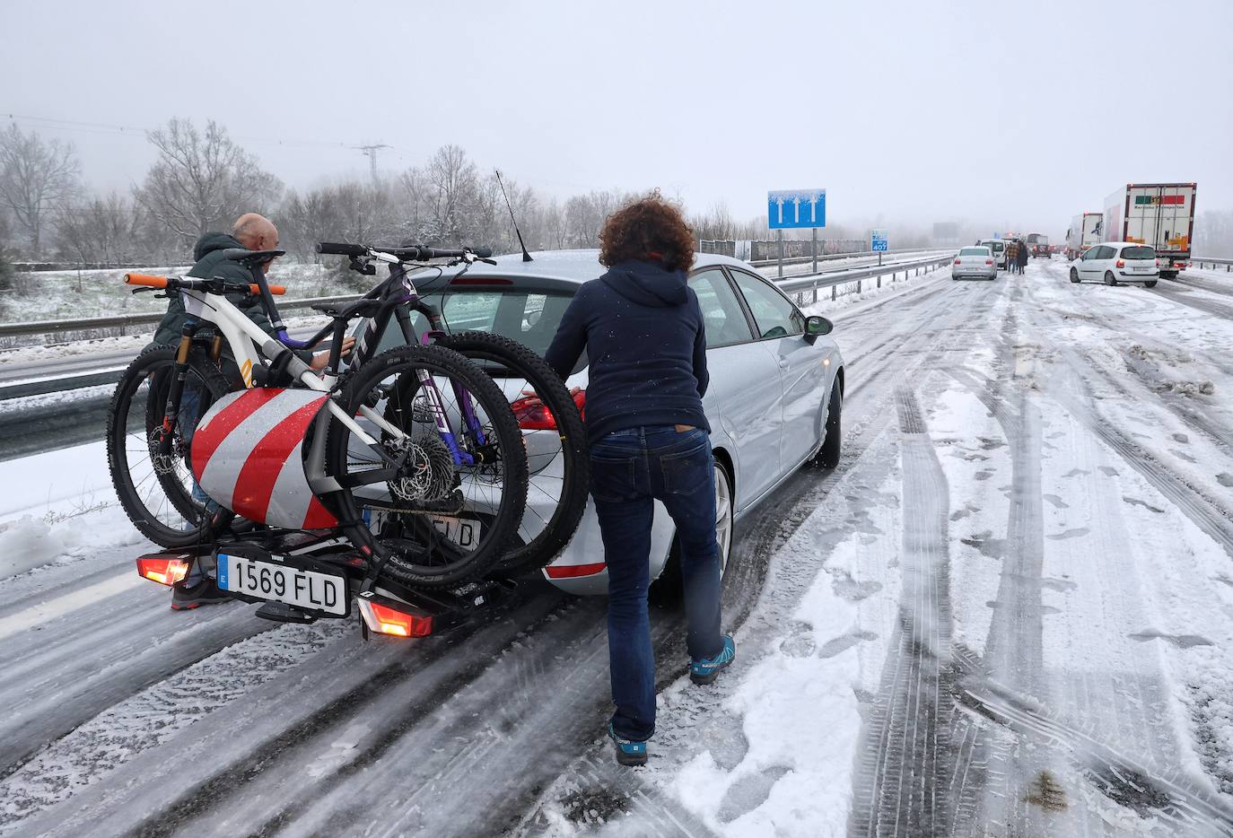 Así ha sido el corte de la A-66 en Salamanca entre Sorihuela y Vallejera de Riofrío