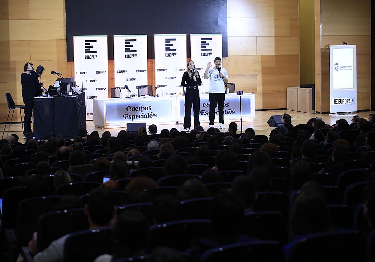 Salamanca recibe &#039;Cuerpos Especiales&#039; con una oleada de aplausos