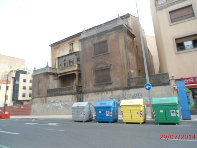 Así está el palacete de Salamanca en la lista roja tras años de abandono