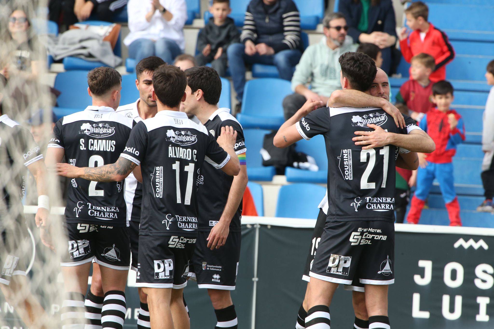 El partido entre Unionistas y Osasuna Promesas, en imágenes