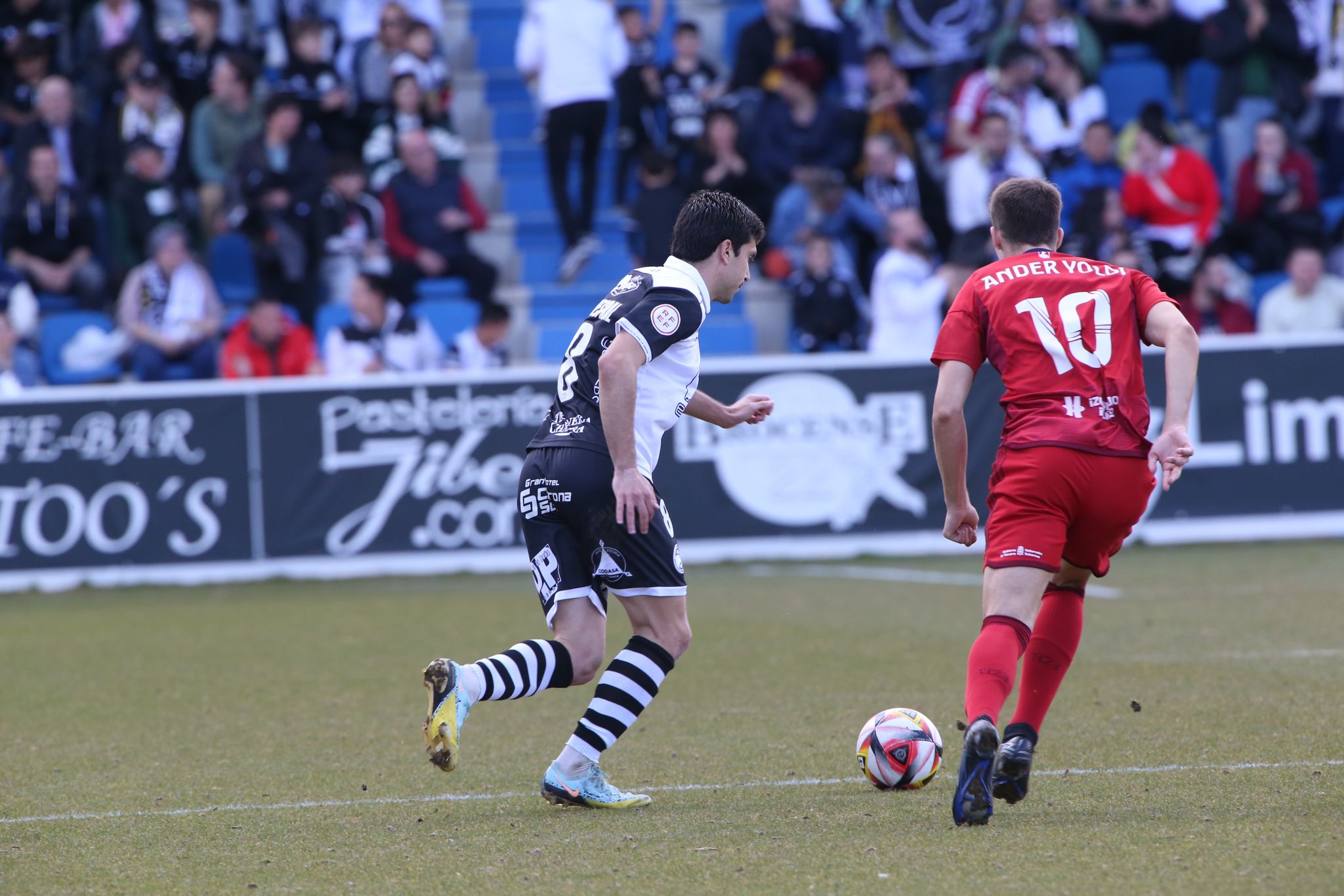 El partido entre Unionistas y Osasuna Promesas, en imágenes