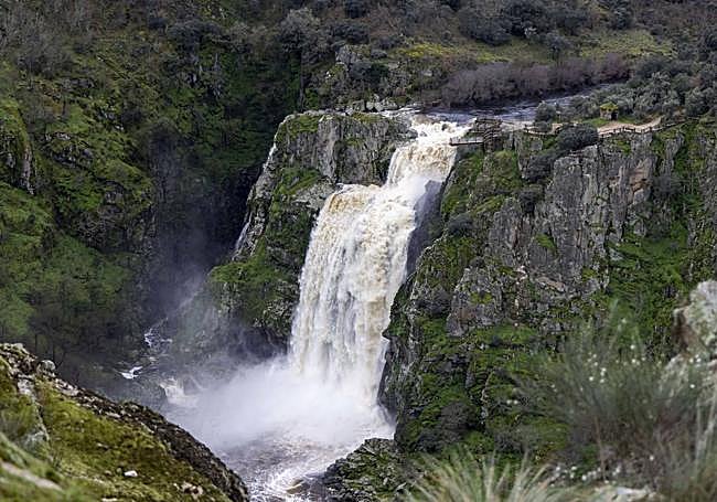 Cascada del Pozo de los Humos.