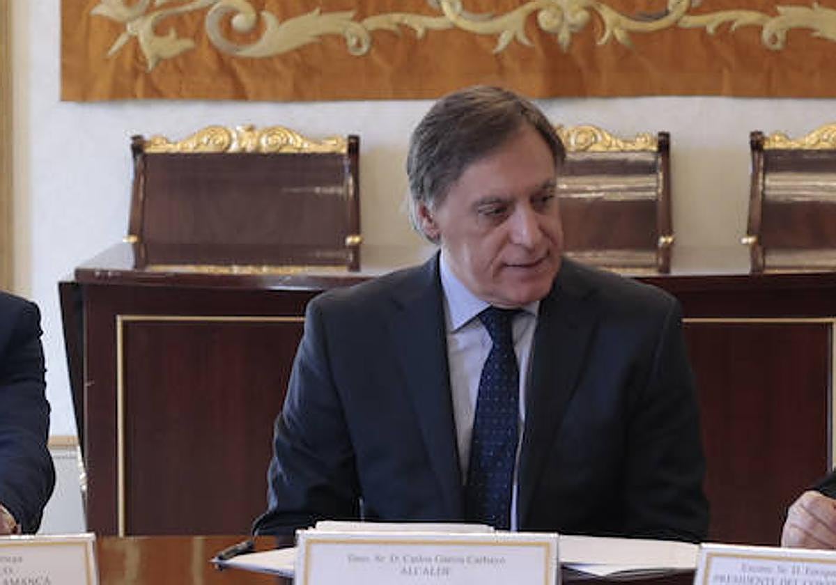 García Carbayo en un pleno del Ayuntamiento de Salamanca.