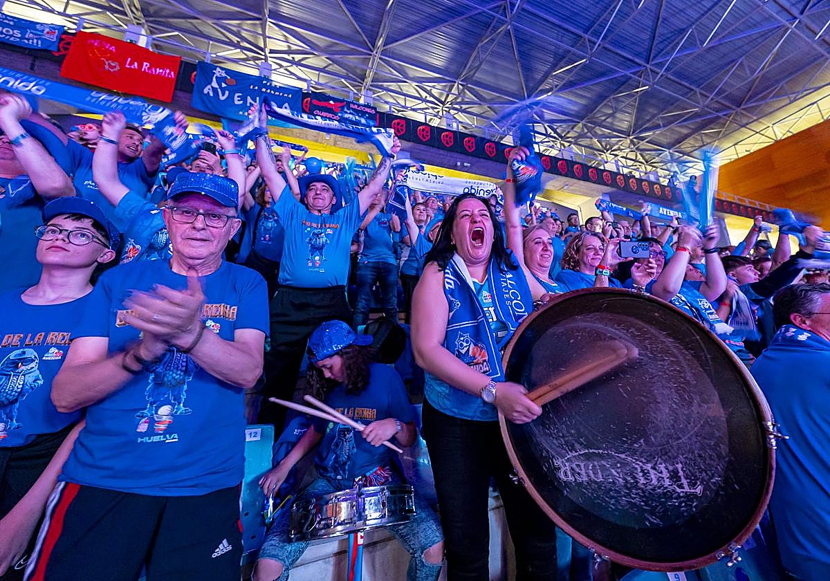 Afición de Perfumerías Avenida