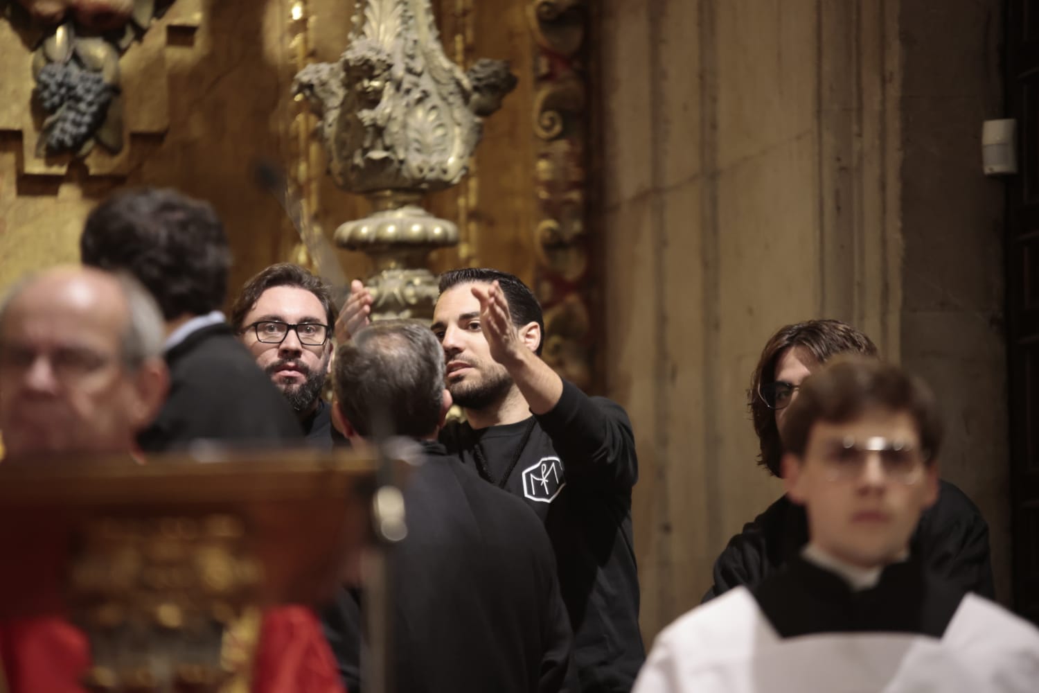 El Santísimo Cristo de la Luz procesiona dentro de la Clerecía tras la cancelación