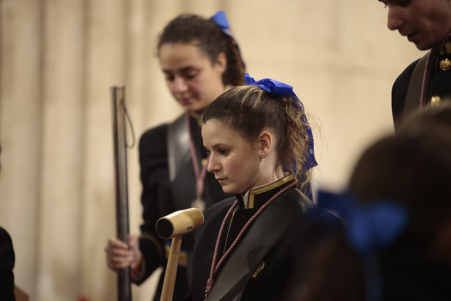 La Hermandad de Jesús Flagelado celebra un Vía Crucis en el interior de la Clerecía