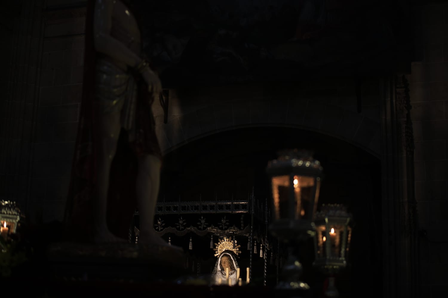 Jesús del Vía Crucis tampoco logra salir de la Catedral