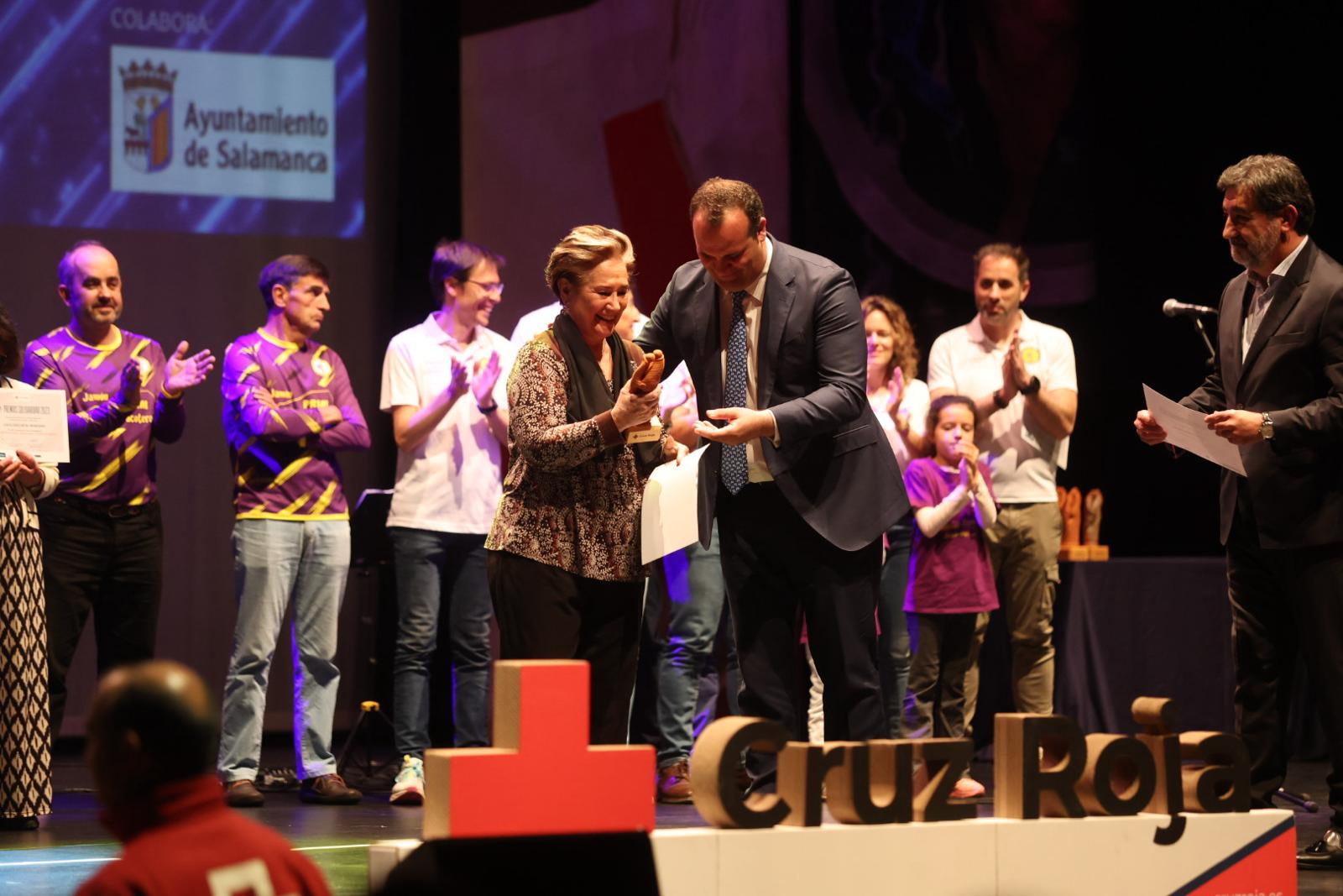 Cruz Roja Salamanca premia a los más solidarios