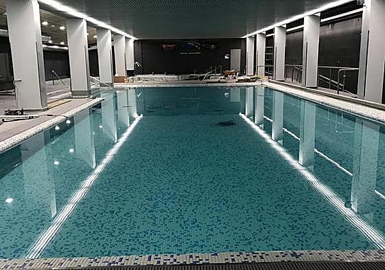 Piscina del Multiusos Sánchez Paraíso.