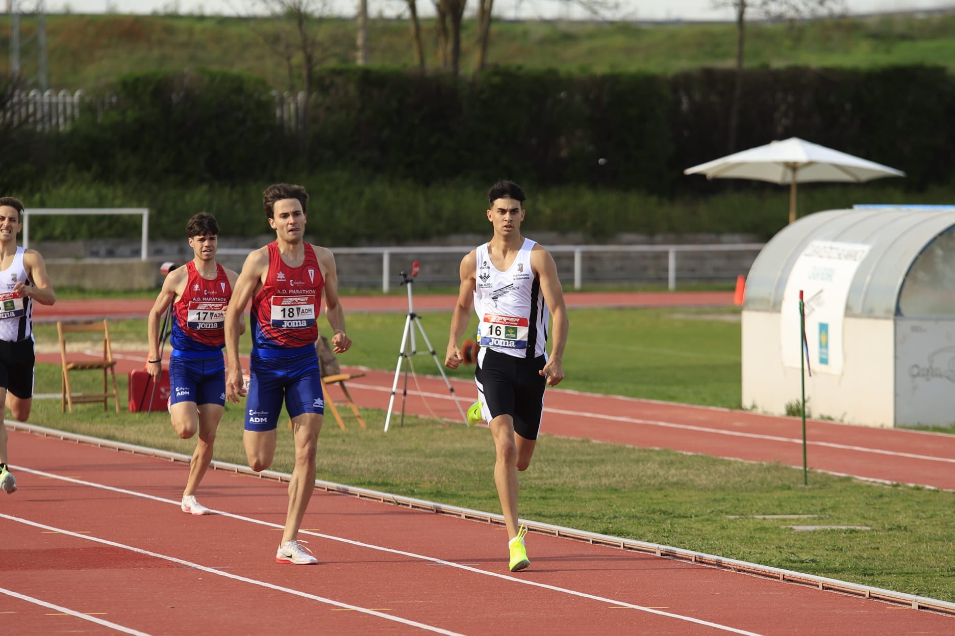 La primera jornada de la Liga de clubes del Atlético Salamanca, en imágenes
