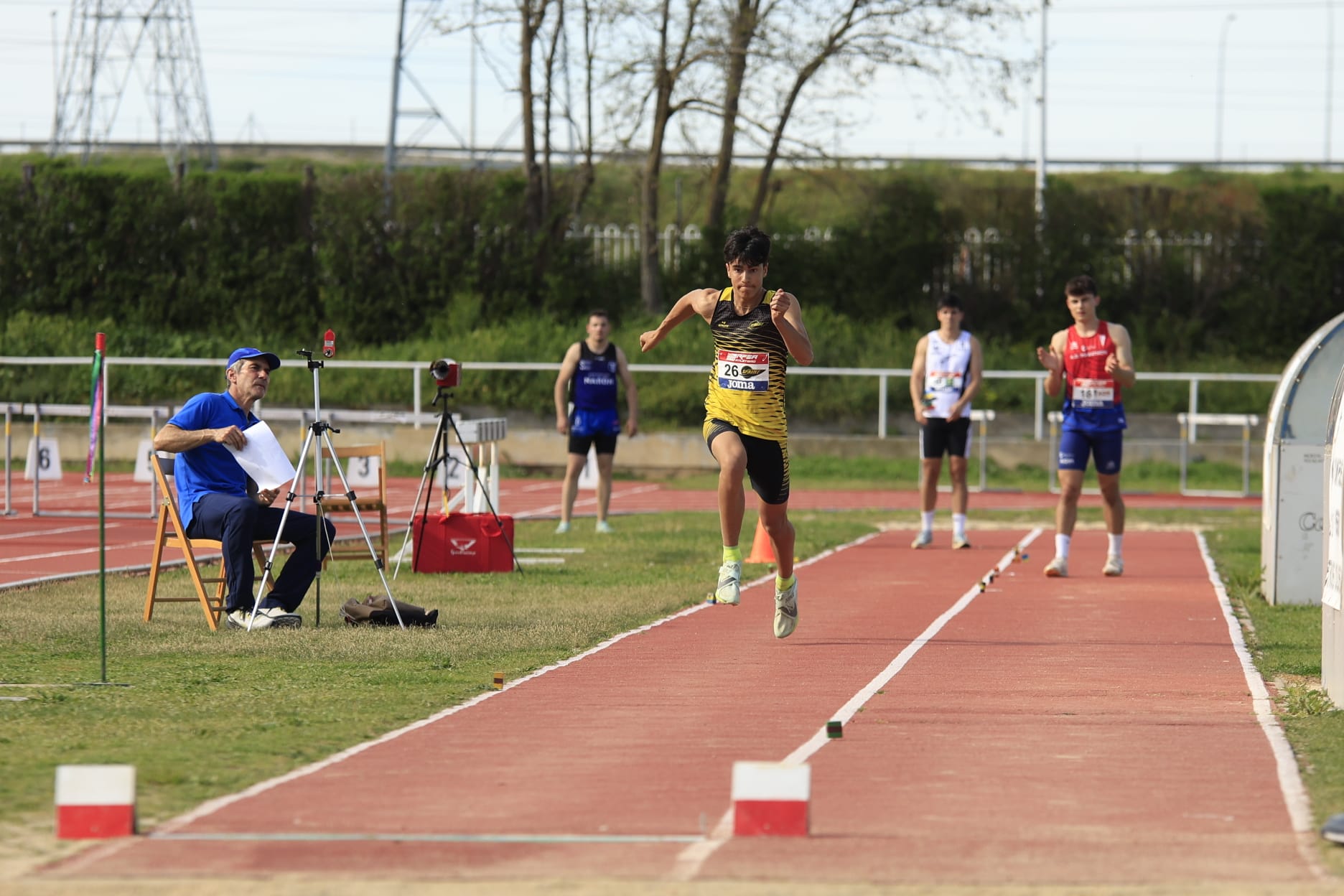 La primera jornada de la Liga de clubes del Atlético Salamanca, en imágenes