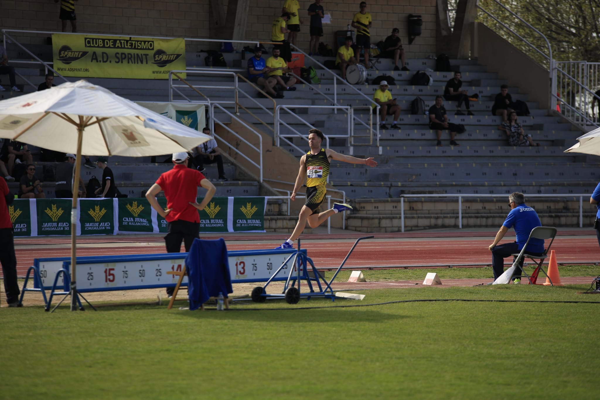 La primera jornada de la Liga de clubes del Atlético Salamanca, en imágenes