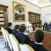 El Papa Francisco con los alcaldes y alcaldesas del Grupo de Ciudades Patrimonio de la Humanidad de España.