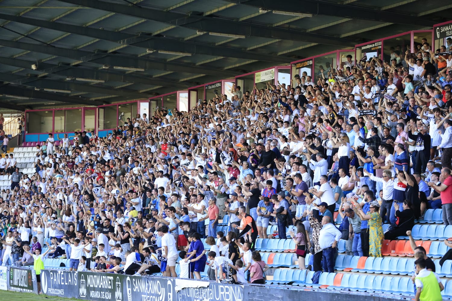 El partido entre el Salamanca UDS y el Palencia CF, en imágenes
