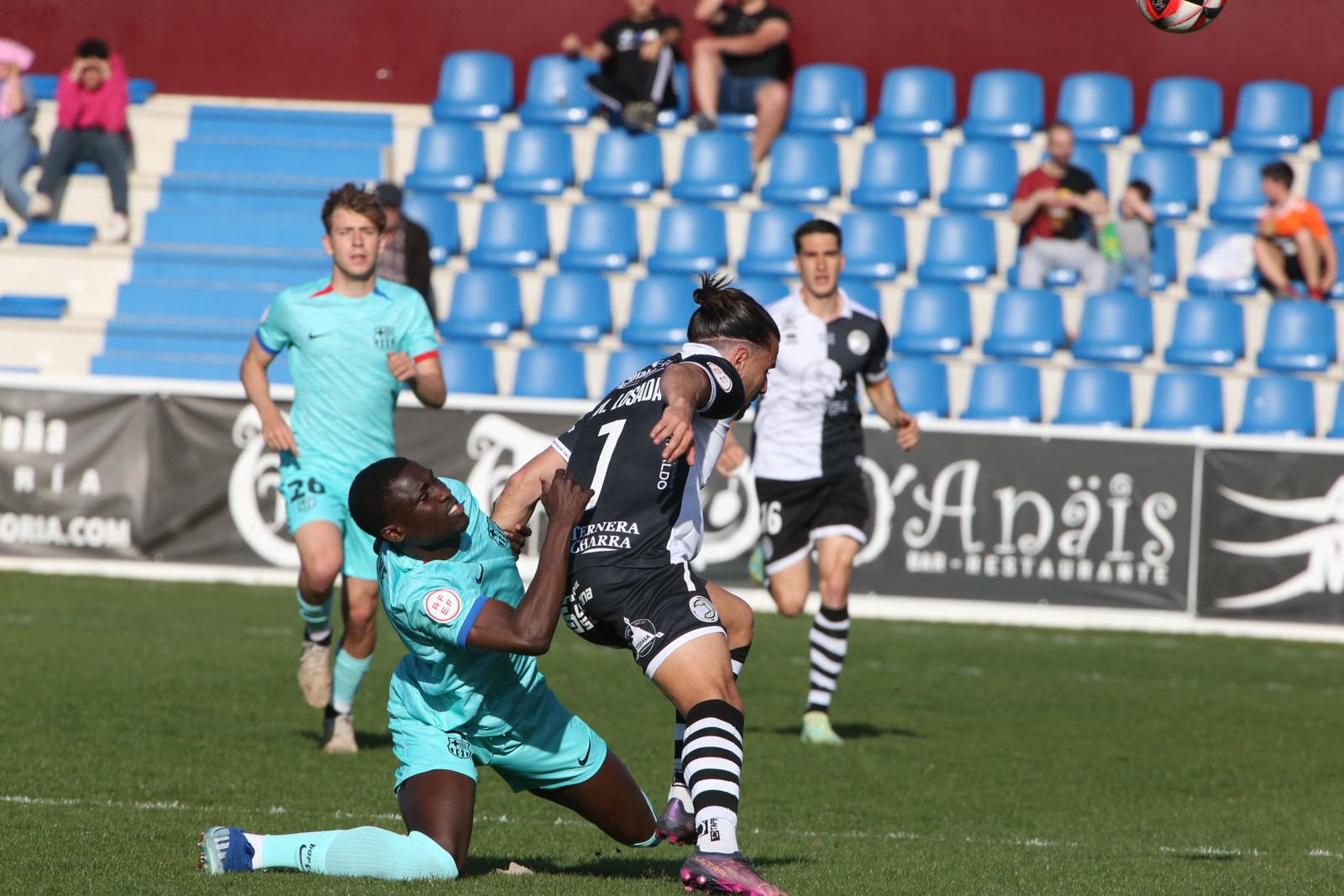 El partido entre Unionistas y el Barça B, en imágenes