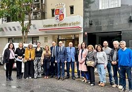 Delegación de la Diputación y Junta Directiva del Centro