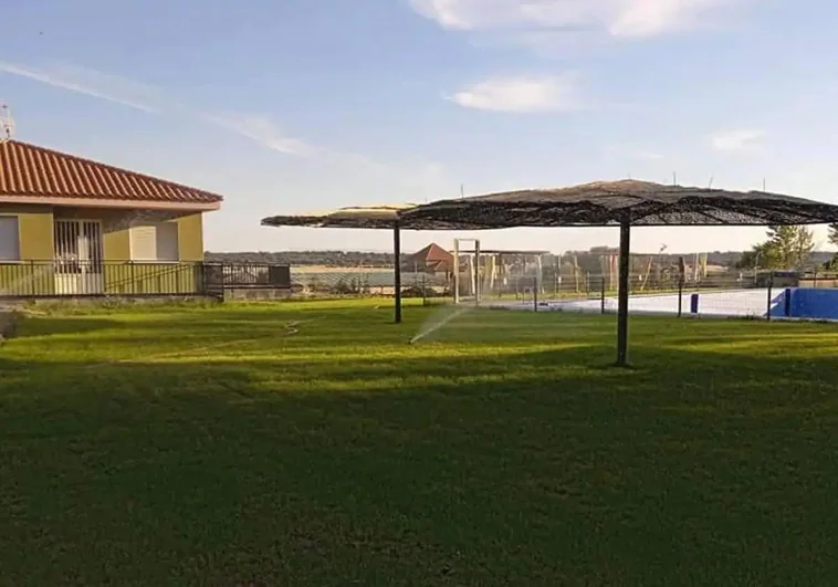A concurso el bar de las piscinas de este municipio de Salamanca por 200 euros al mes