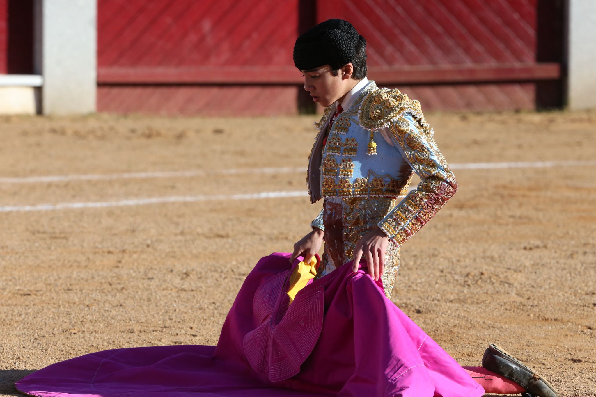 Puerta grande para Marco Pérez en una ilusionante tarde en Guijuelo