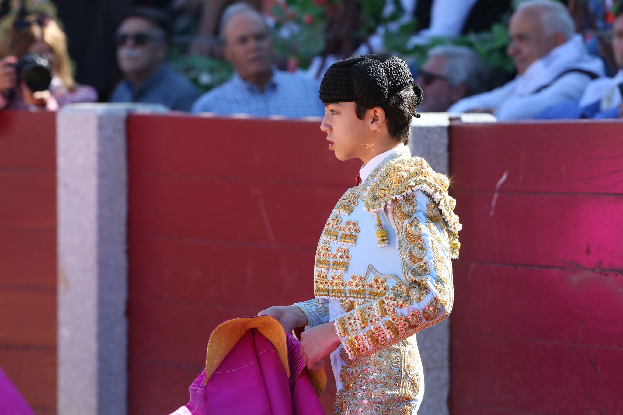 Puerta grande para Marco Pérez en una ilusionante tarde en Guijuelo