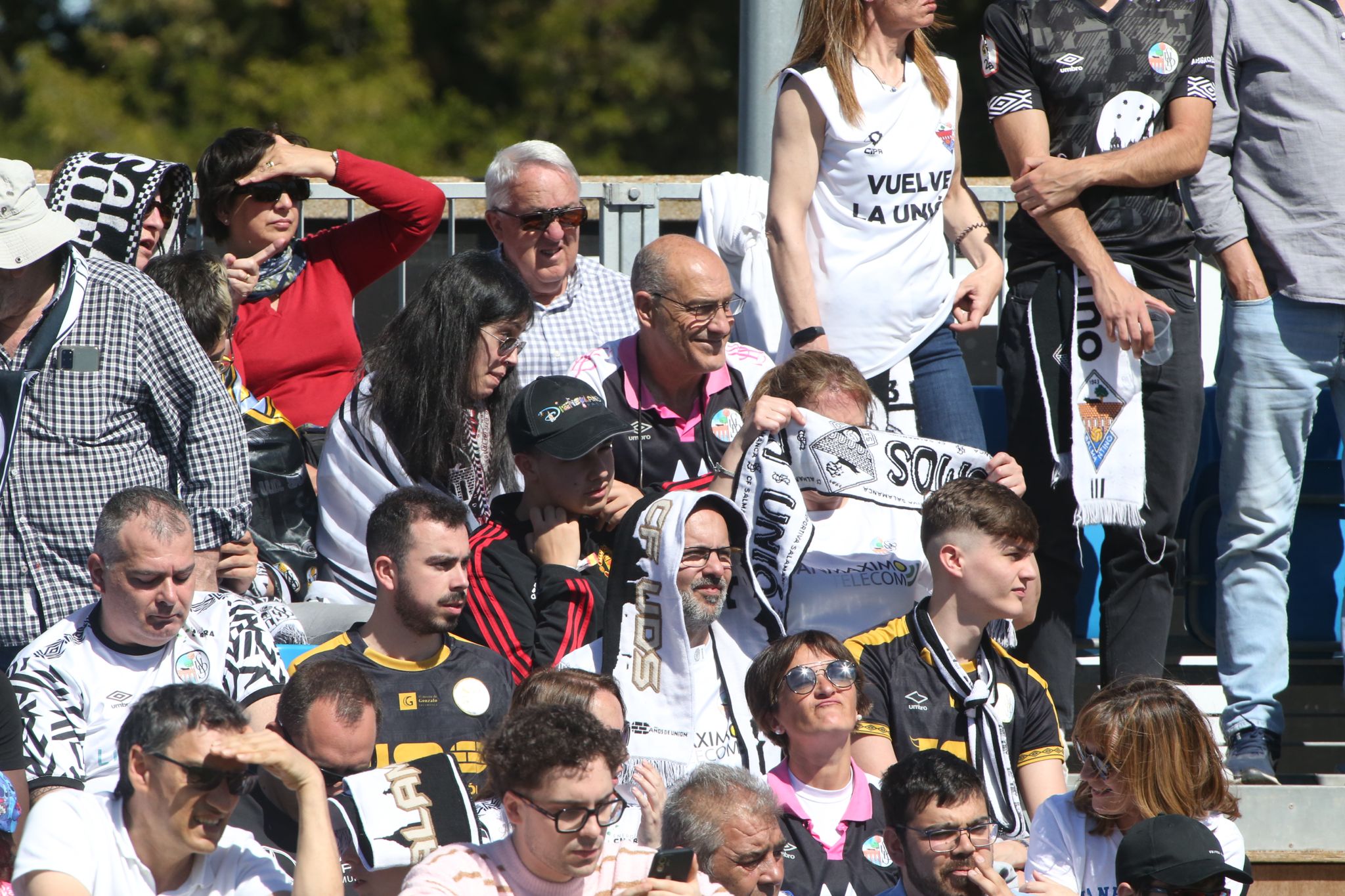 La afición del Salamanca CF UDS se dejan sentir en Tordesillas