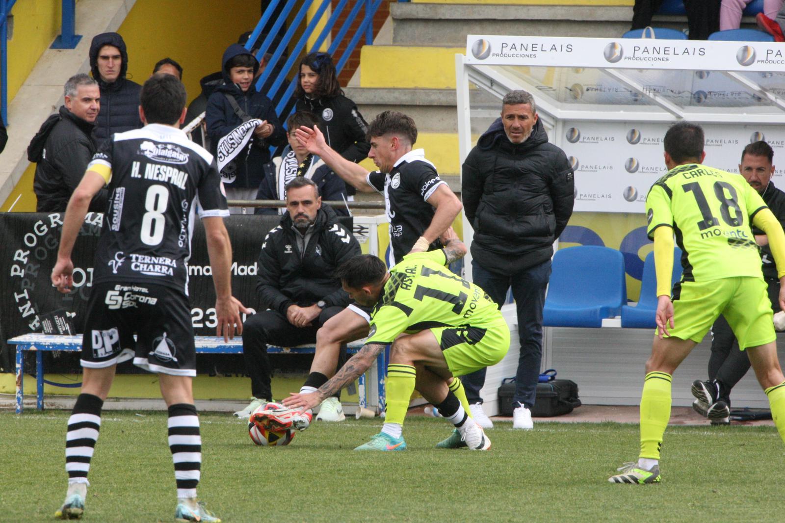 Goleada de Unionistas al Sabadell con triplete de Slavy
