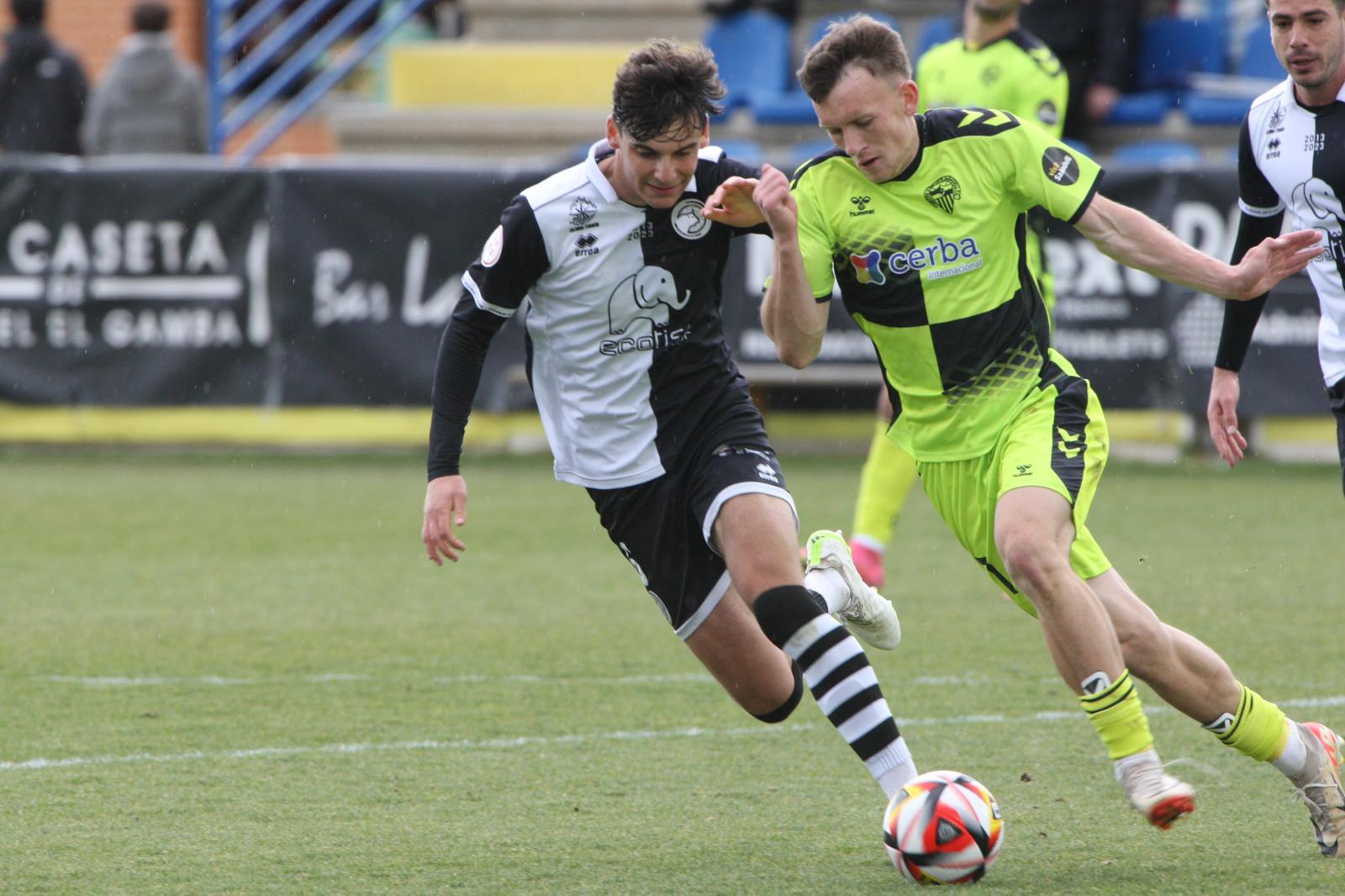 Goleada de Unionistas al Sabadell con triplete de Slavy