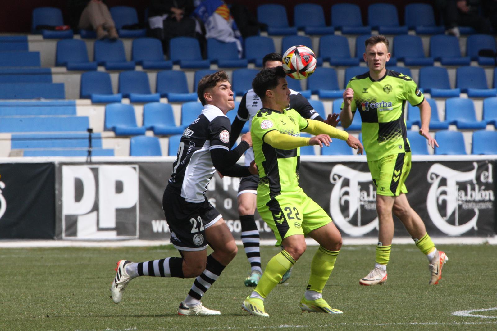 Goleada de Unionistas al Sabadell con triplete de Slavy