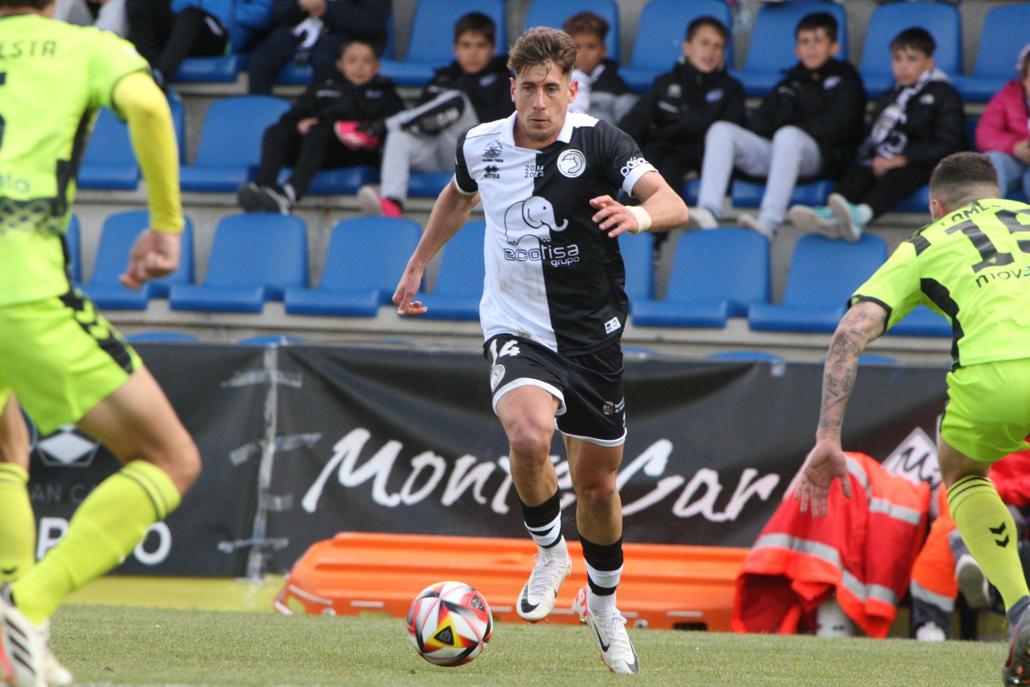 Goleada de Unionistas al Sabadell con triplete de Slavy