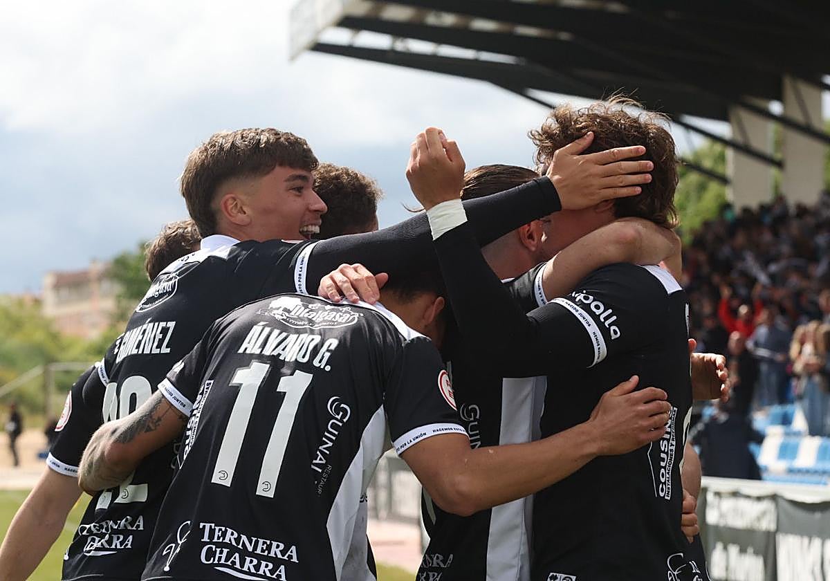 Goleada de Unionistas al Sabadell con triplete de Slavy