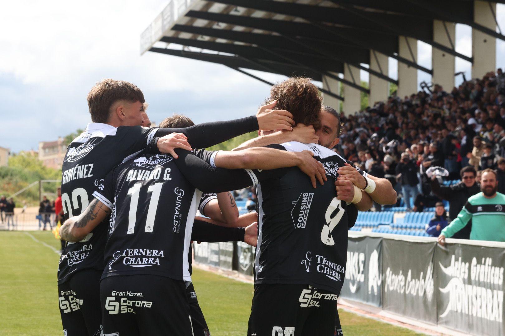 Goleada de Unionistas al Sabadell con triplete de Slavy