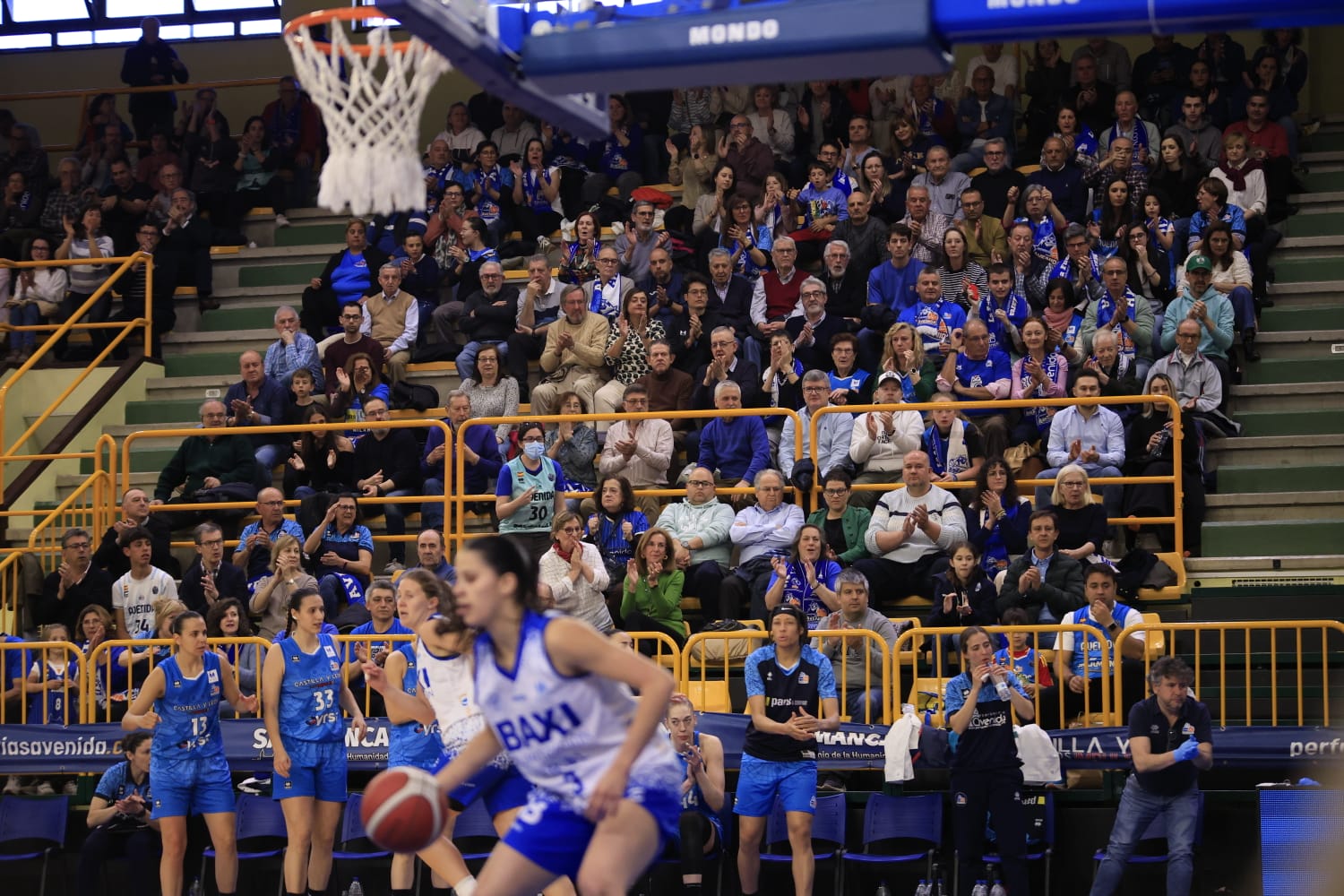 Avenida remonta y jugará las semifinales ante Girona