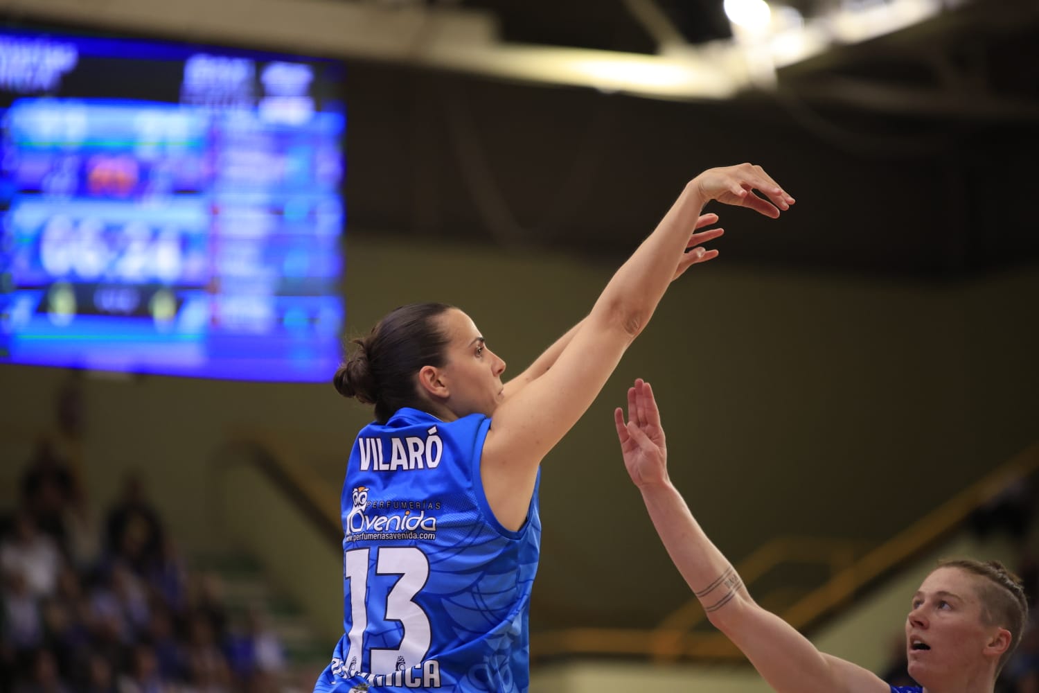 Avenida remonta y jugará las semifinales ante Girona