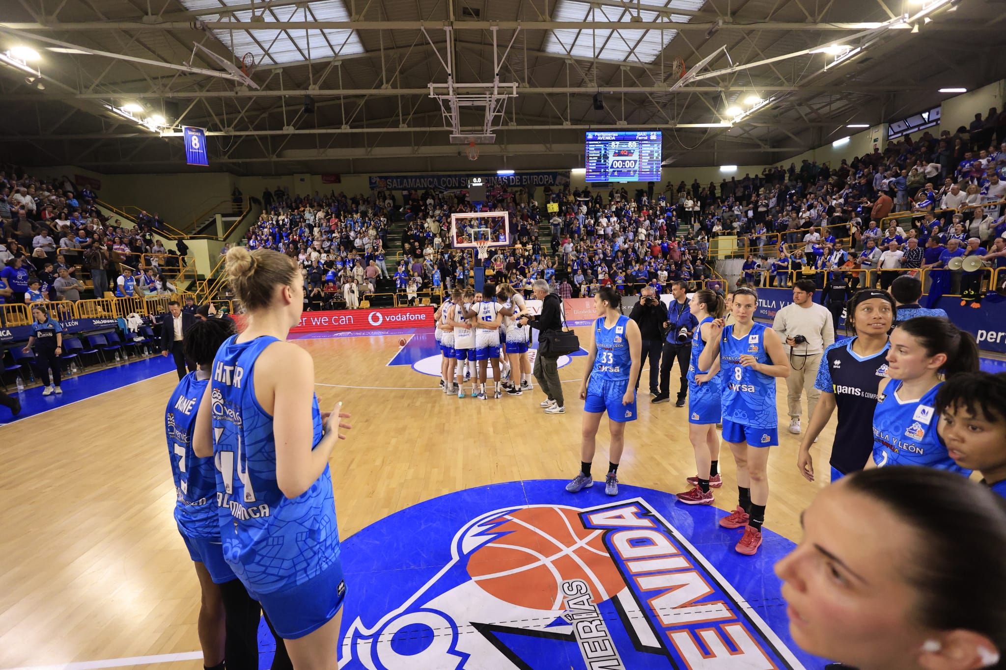 Avenida remonta y jugará las semifinales ante Girona